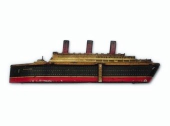 Blechdosen und Fässer