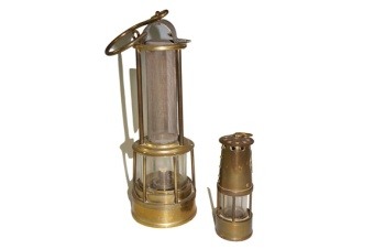 Lampe de mineur en laiton