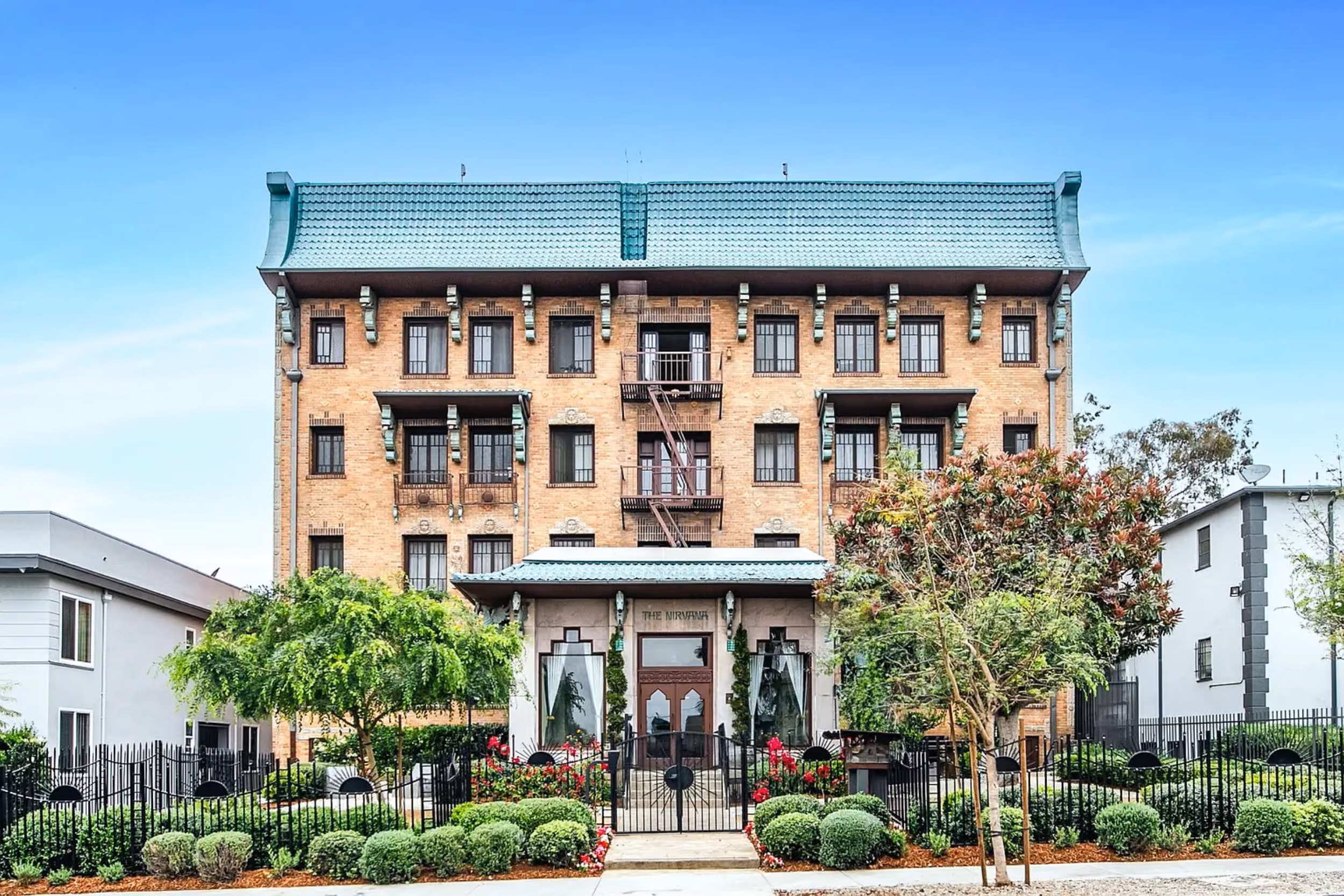 43-unit multifamily apartment building at 1775 N Orange Dr, Los Angeles, CA 90028