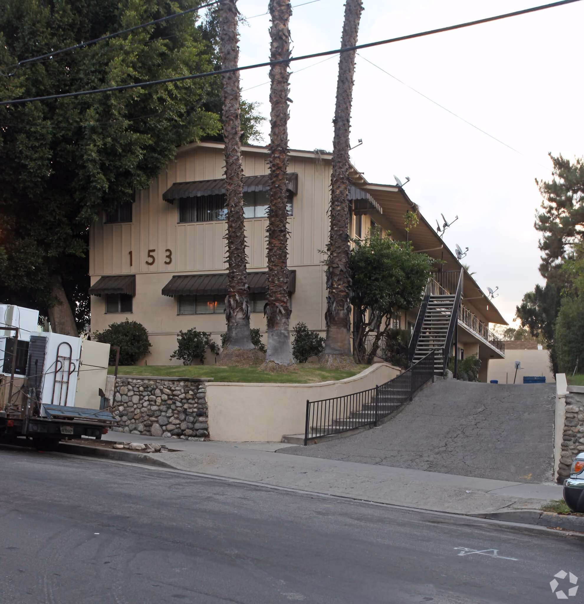 15-unit multifamily apartment building at 153 S Ave 57, Los Angeles CA 90042