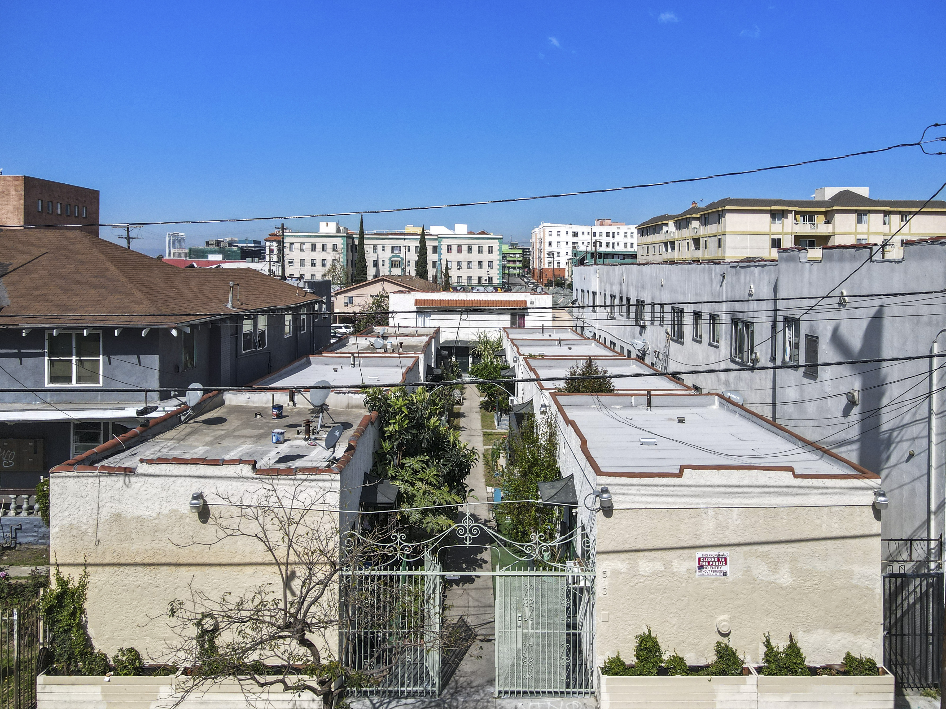 12-unit multifamily apartment building at 513 S Union Ave, Los Angeles, CA 90017
