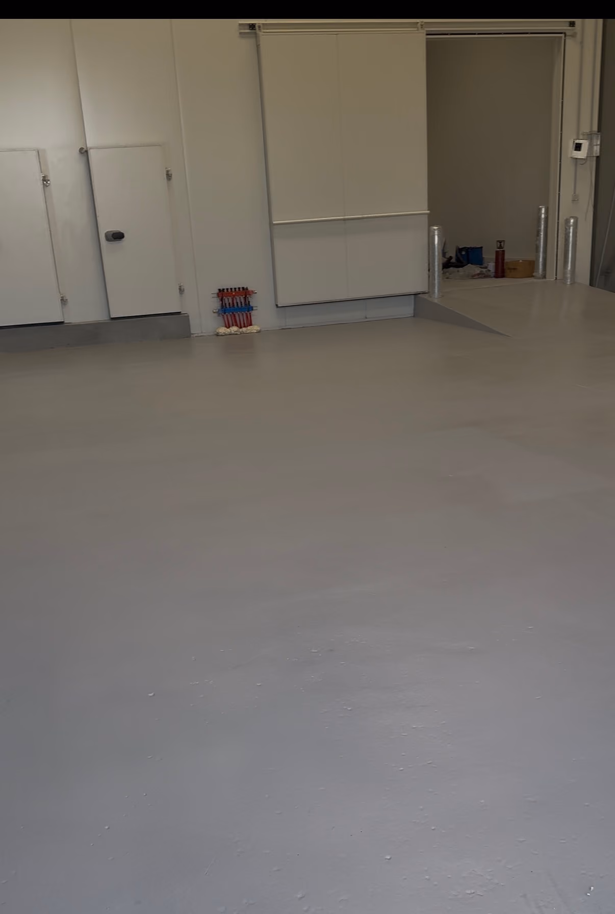 Commercial epoxy flooring in a food-industry facility