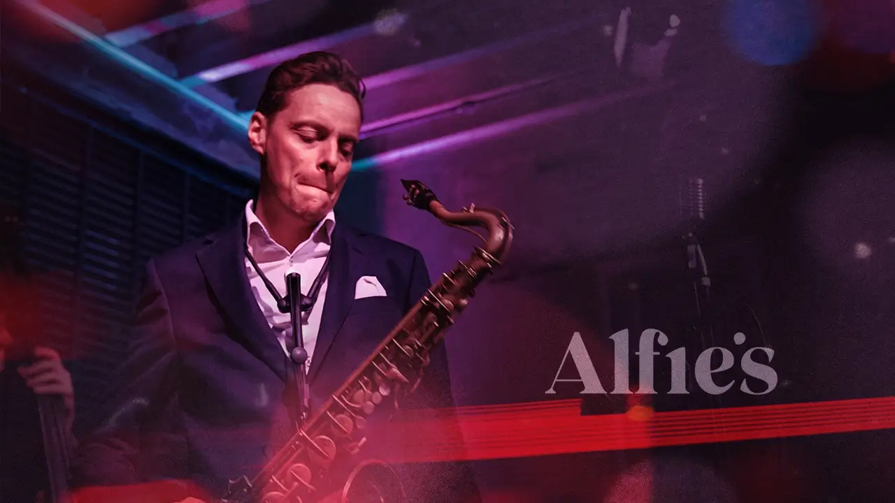 Fraser Smith at Alfie’s