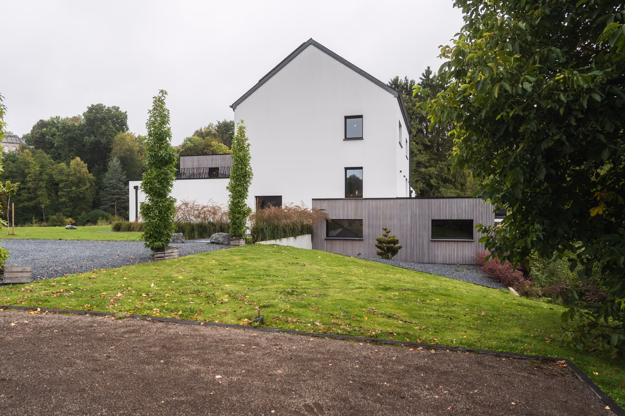 groen buitenhuisje in de Ardennen