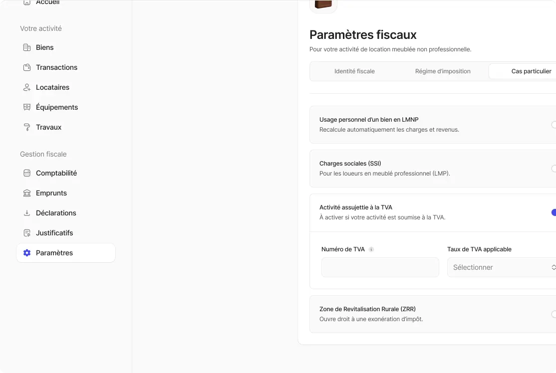 Capture d'écran d'une interface de paramètres fiscaux pour la location meublée, affichant des options telles que l'usage personnel d'un bien, charges sociales, activité assujettie à la TVA avec champs pour numéro et taux de TVA, et zone de revitalisation rurale.