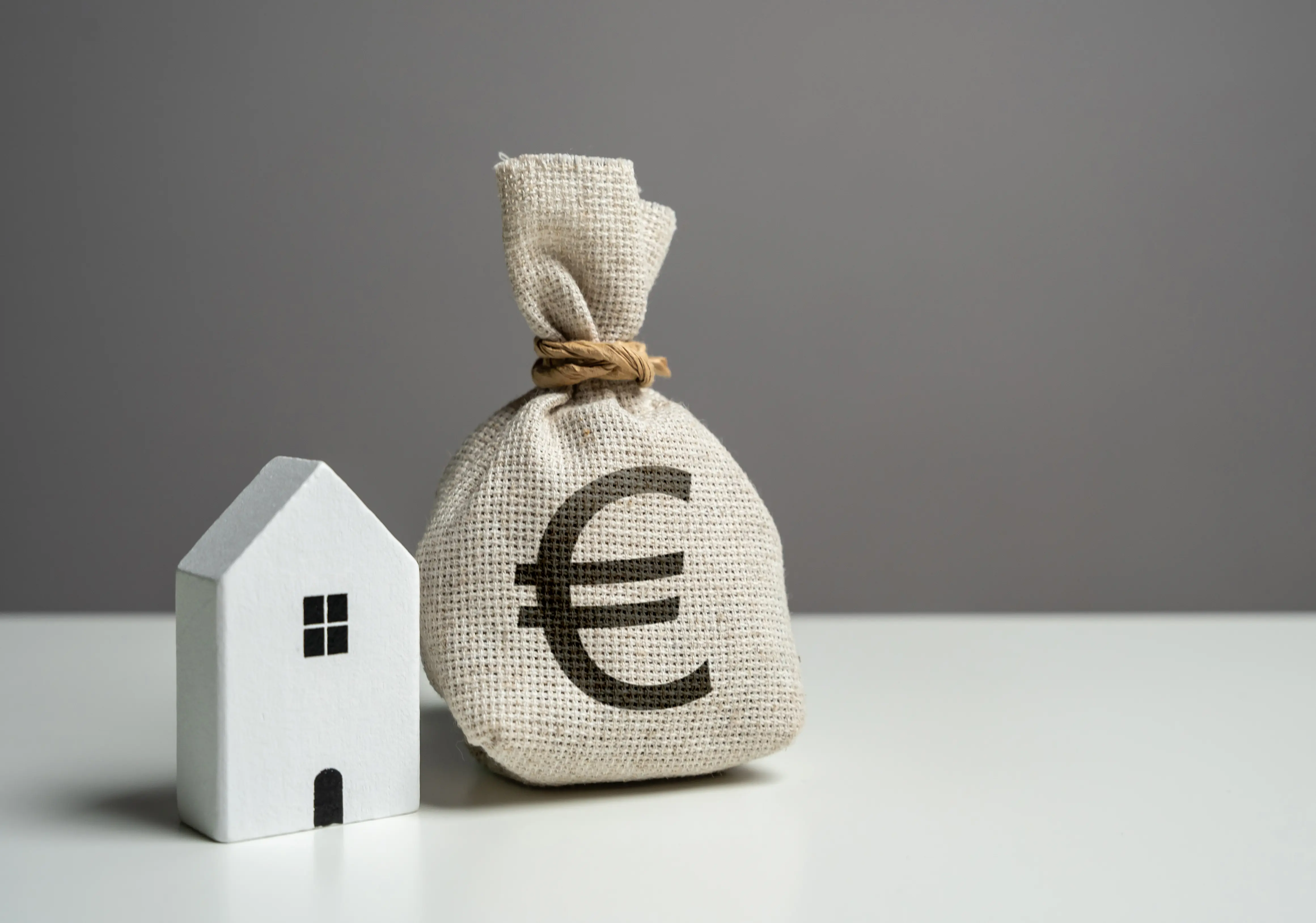 CFE LMNP 2026 : calcul, exonerations et paiement