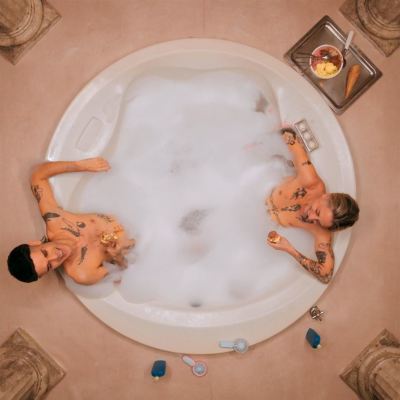 CA7RIEL & Paco Amoroso - DUMBAI