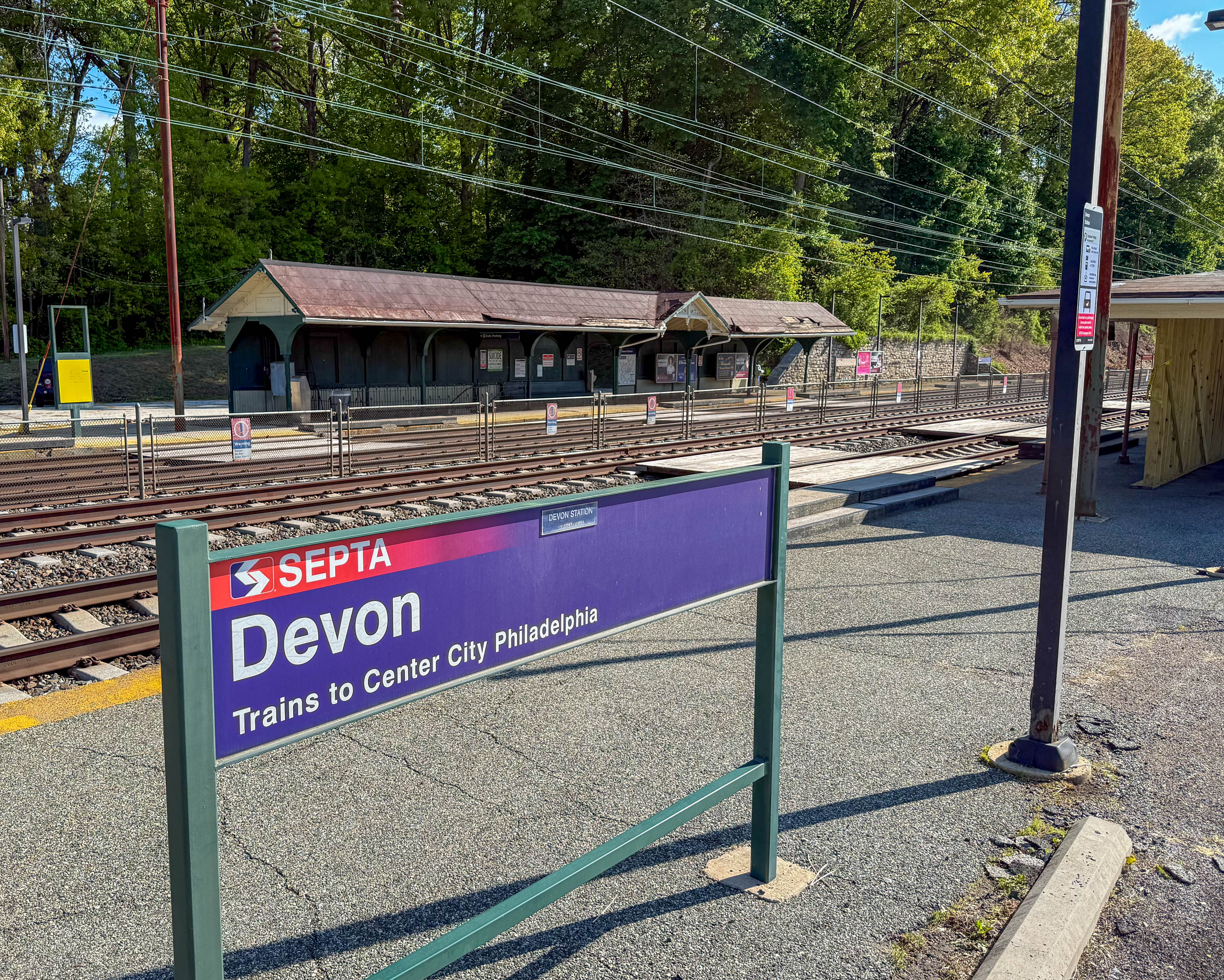 Devon Train Station at 1 N Devon Boulevard in Devon, Pennsylvania serving the local community