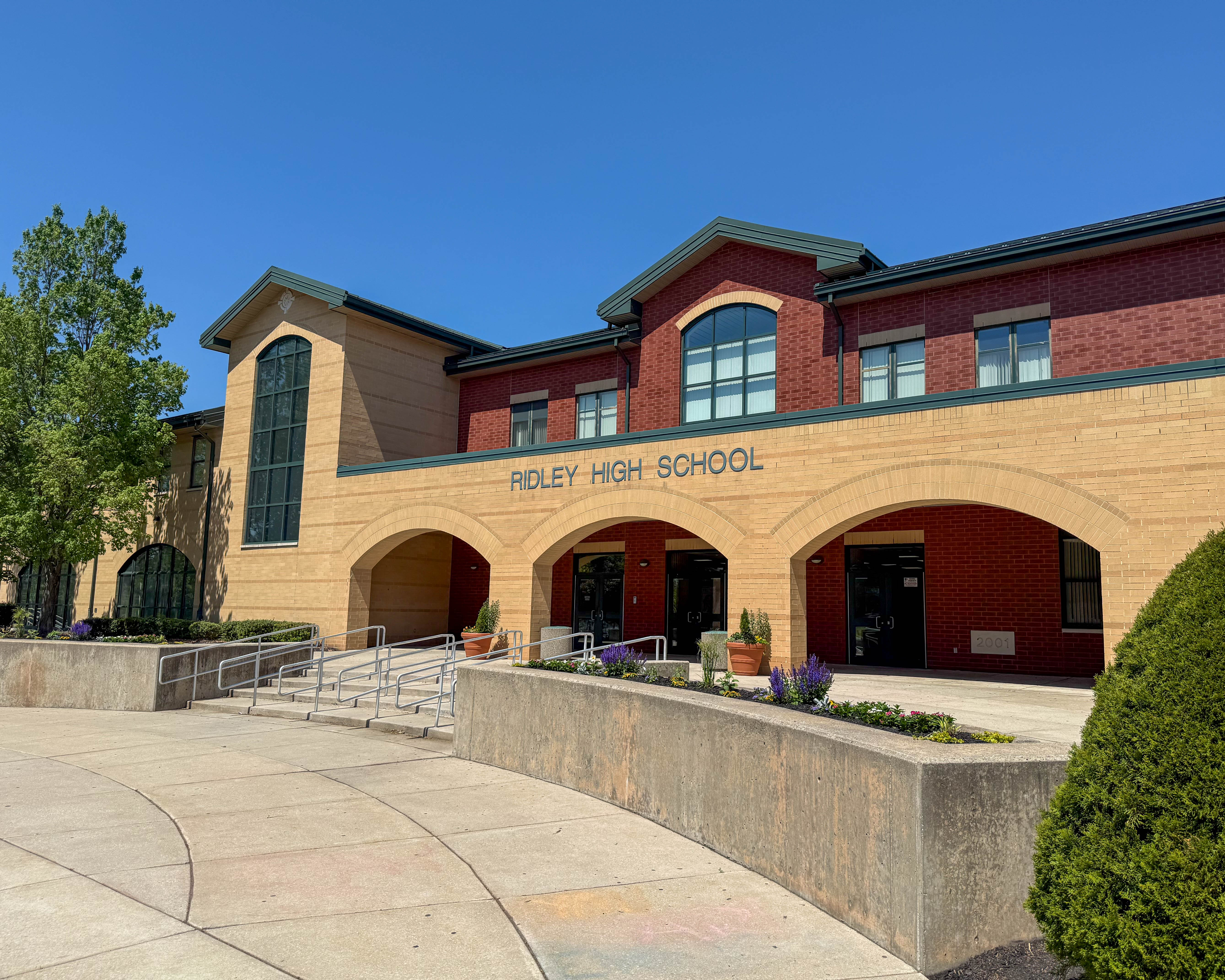 Ridley High School at 901 Morton Avenue in Folsom, Pennsylvania serving the local community