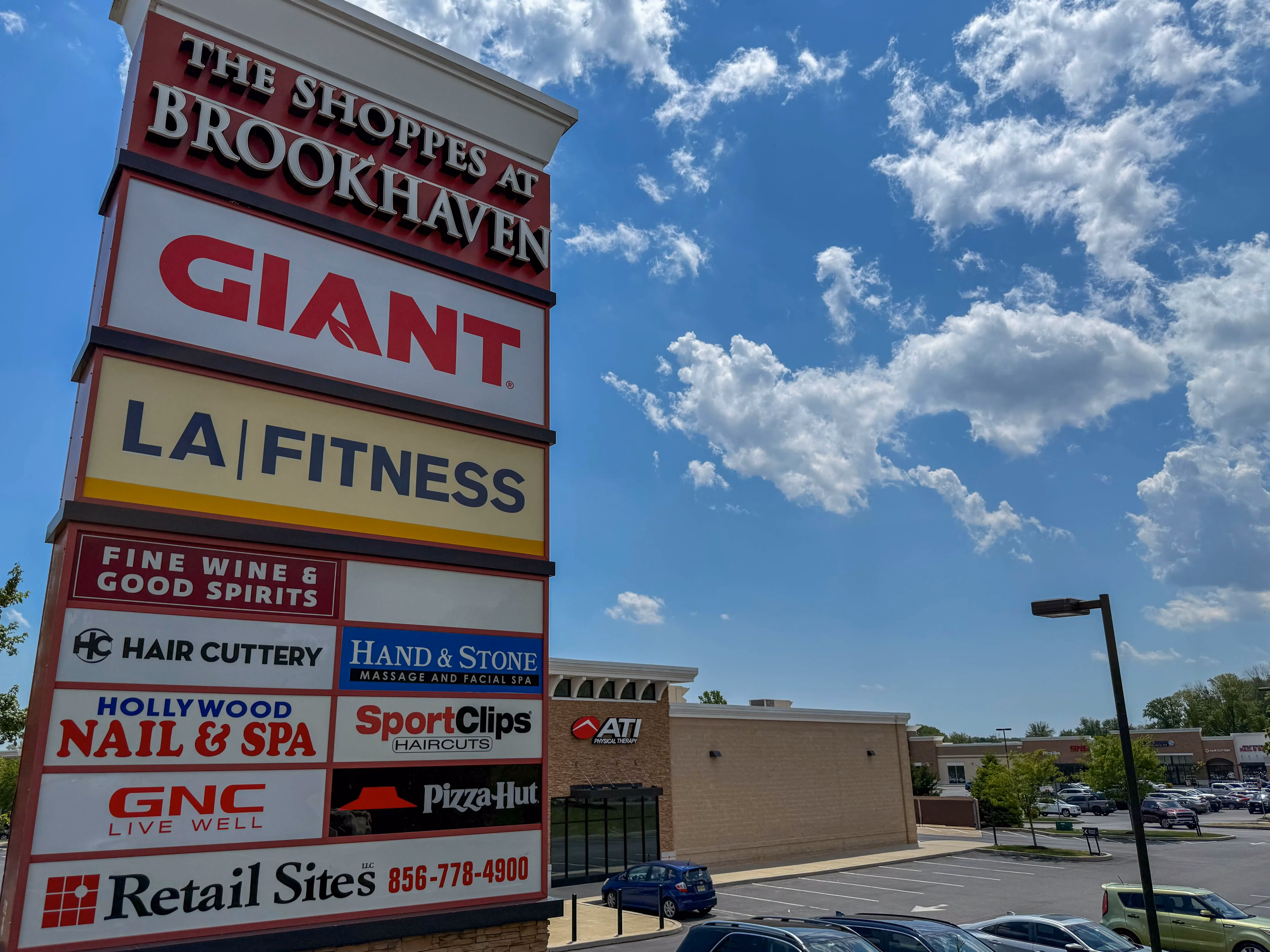 The Shoppes at Brookhaven at 4800 Edgmont Avenue in Brookhaven, Pennsylvania serving the local community