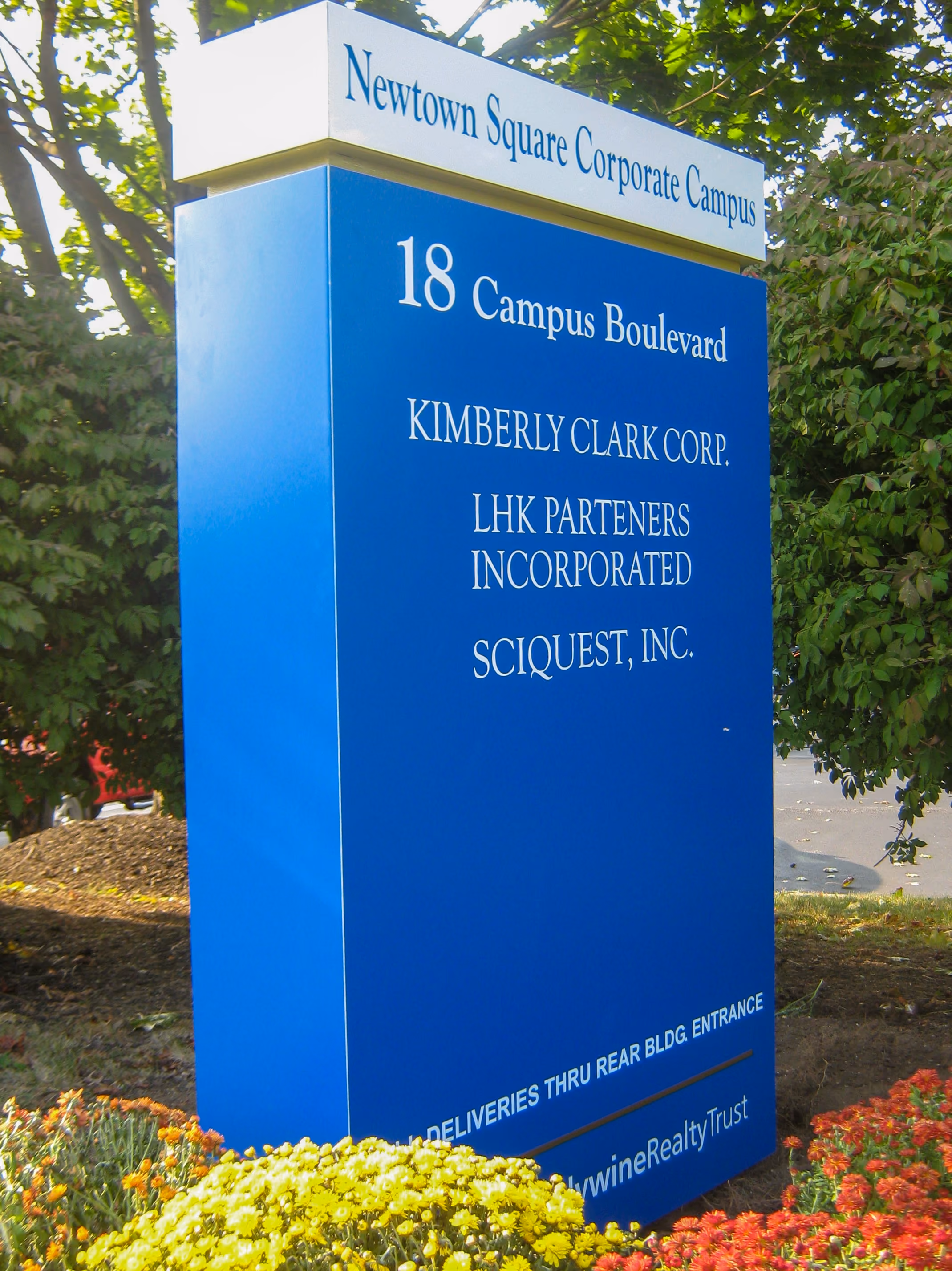 Large aluminum monument sign with vinyled lettering