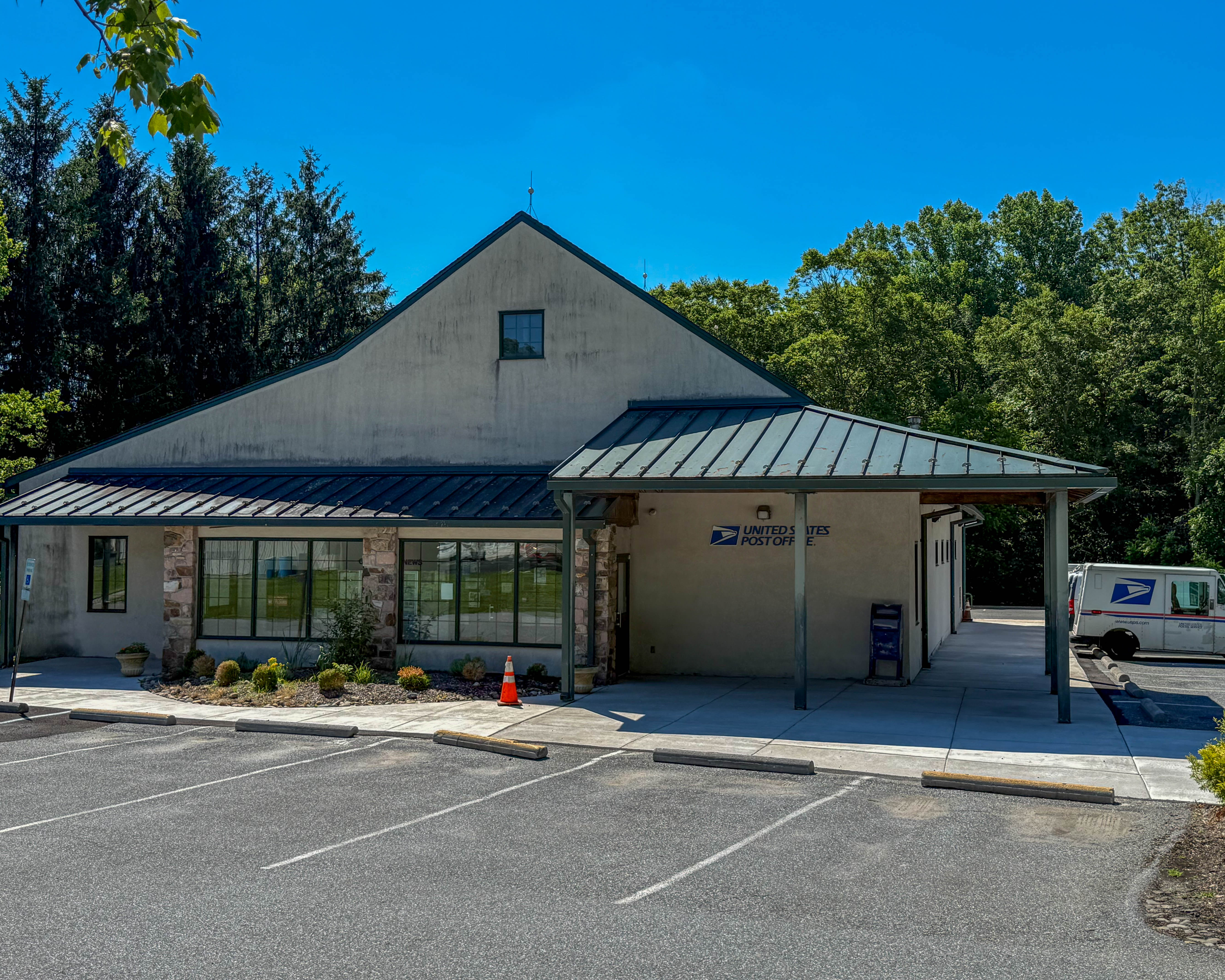 United States Postal Service at 560 Fairview Road in Glenmoore, Pennsylvania serving the local community