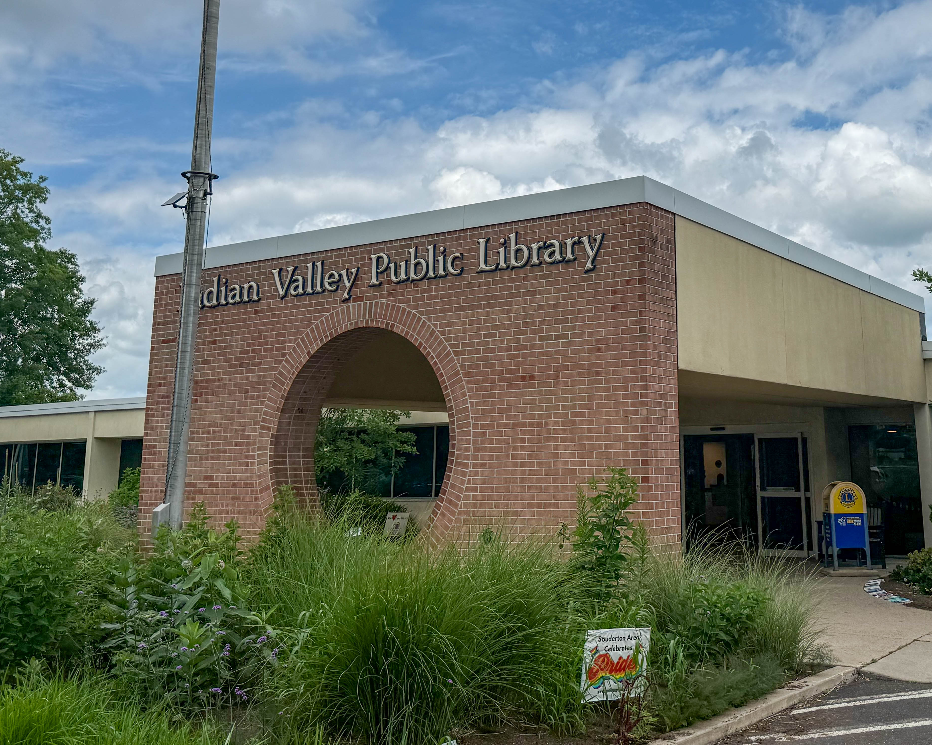Indian Valley Public Library at 100 Church Avenue in Telford, PA serving the local community