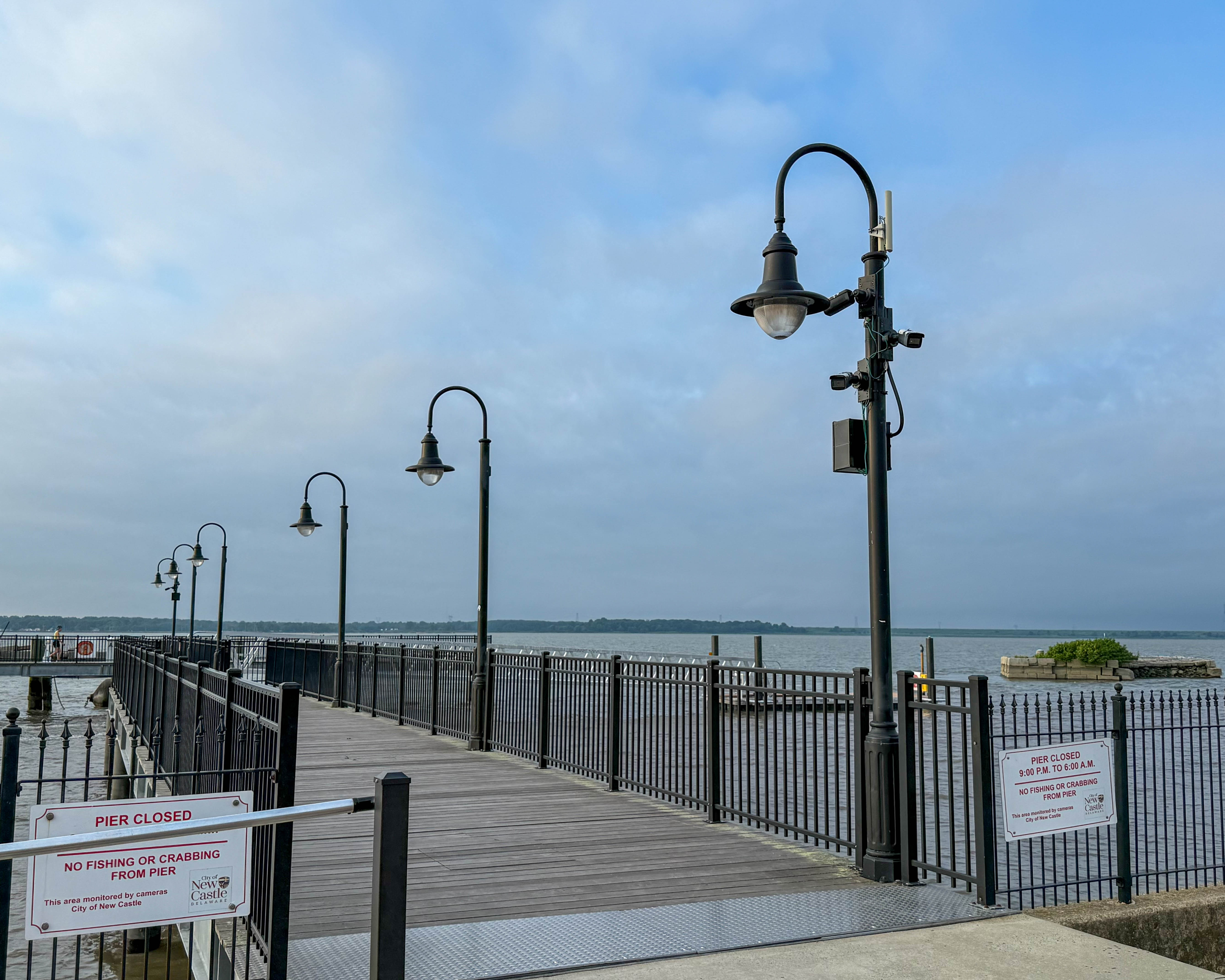 Battery Park Pier at Delaware Street #0 in New Castle, DE serving the local community