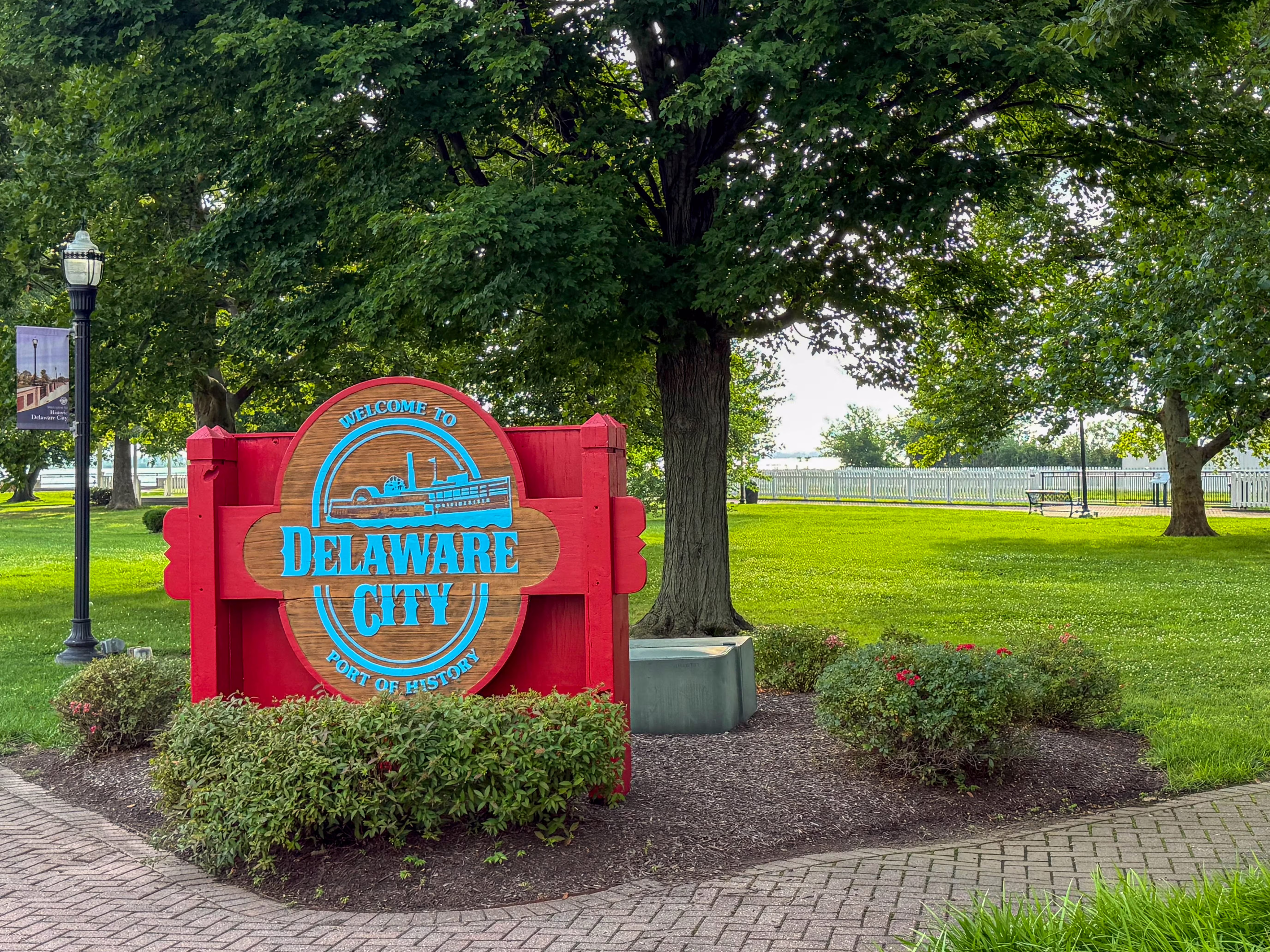 Battery Park on Clinton Street in Delaware City, DE serving  the local community