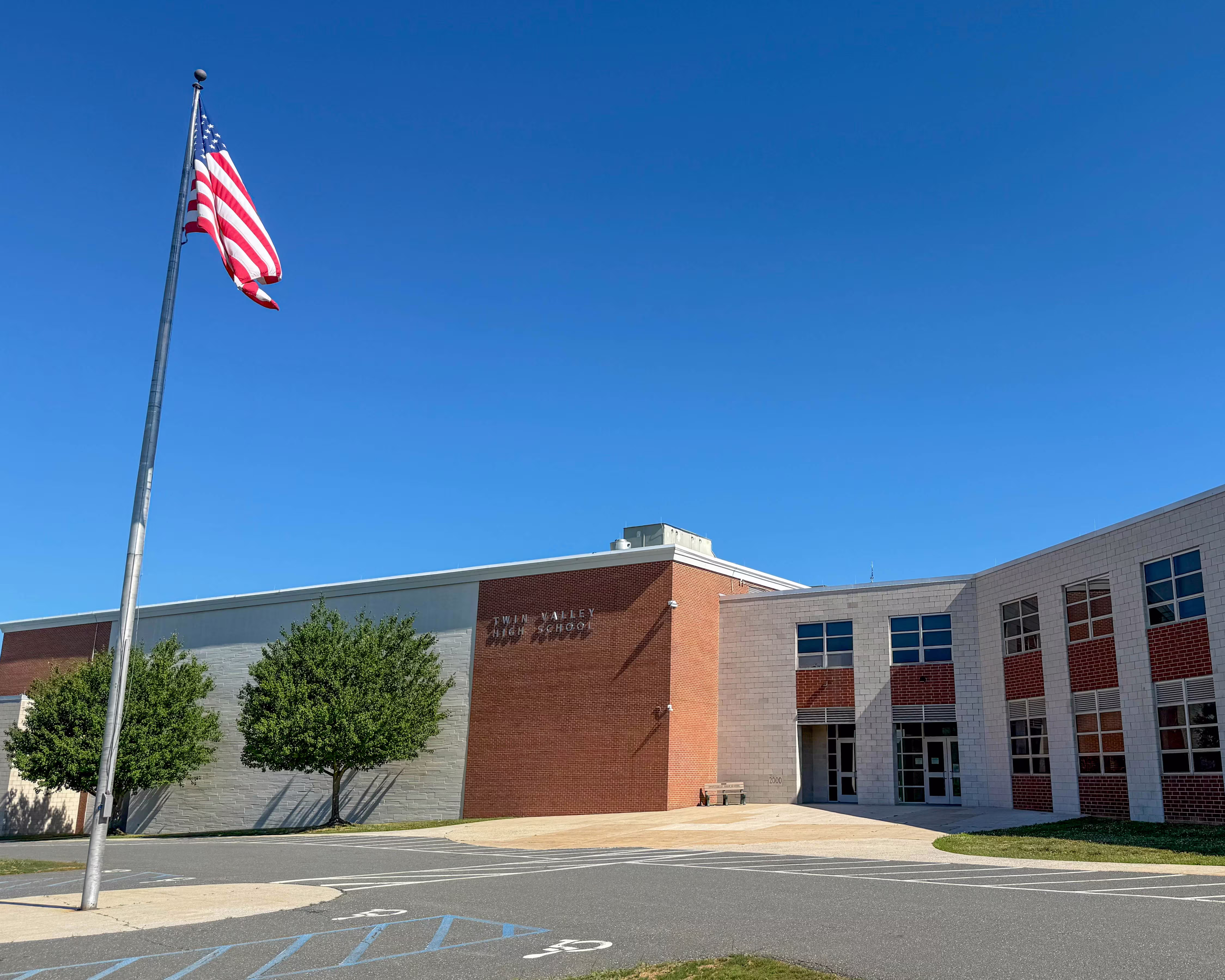 Twin Valley High School at 4897 N Twin Valley Road in Elverson, Pennsylvania serving the local community