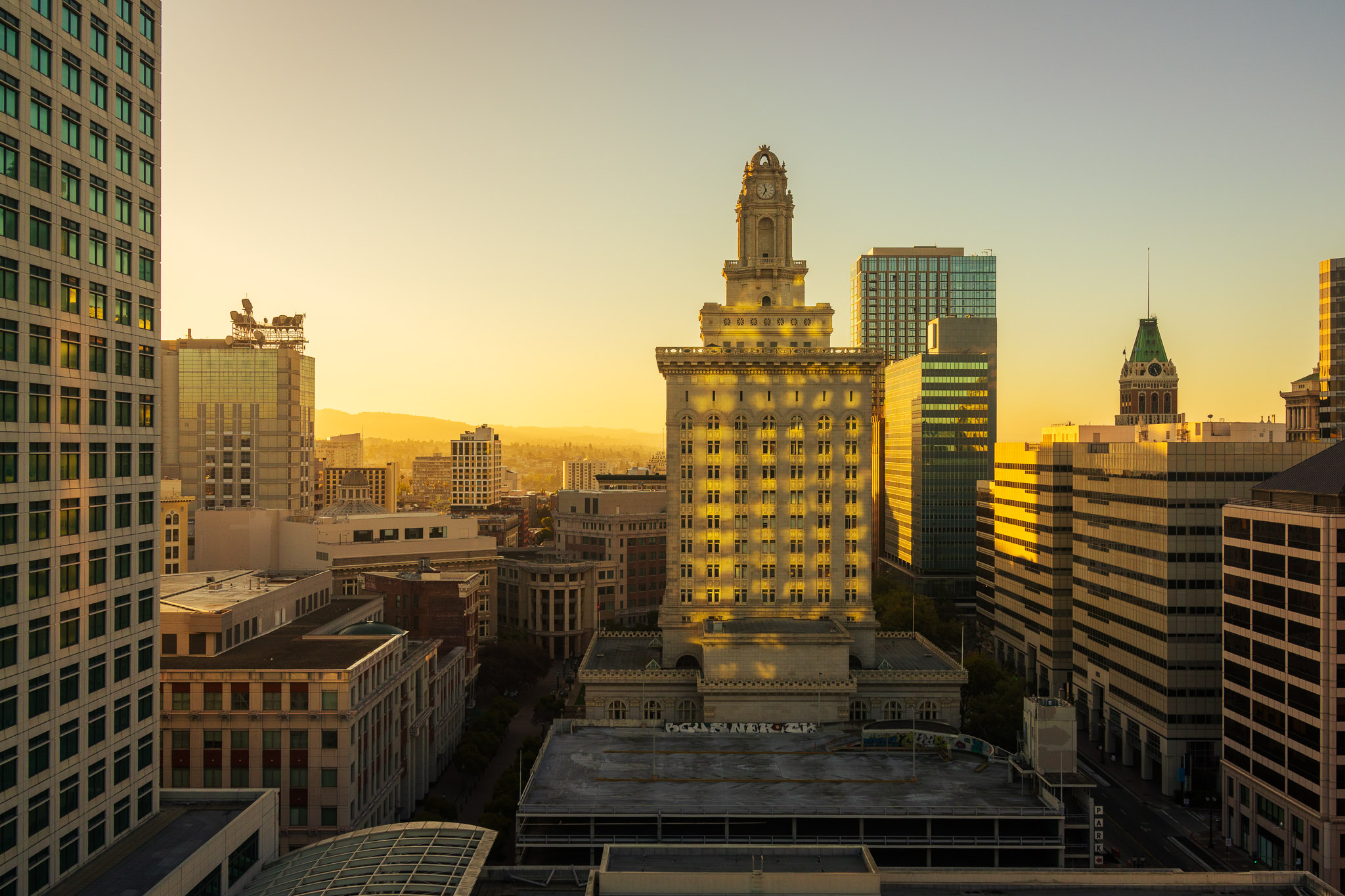Oakland City Hall at sunrise