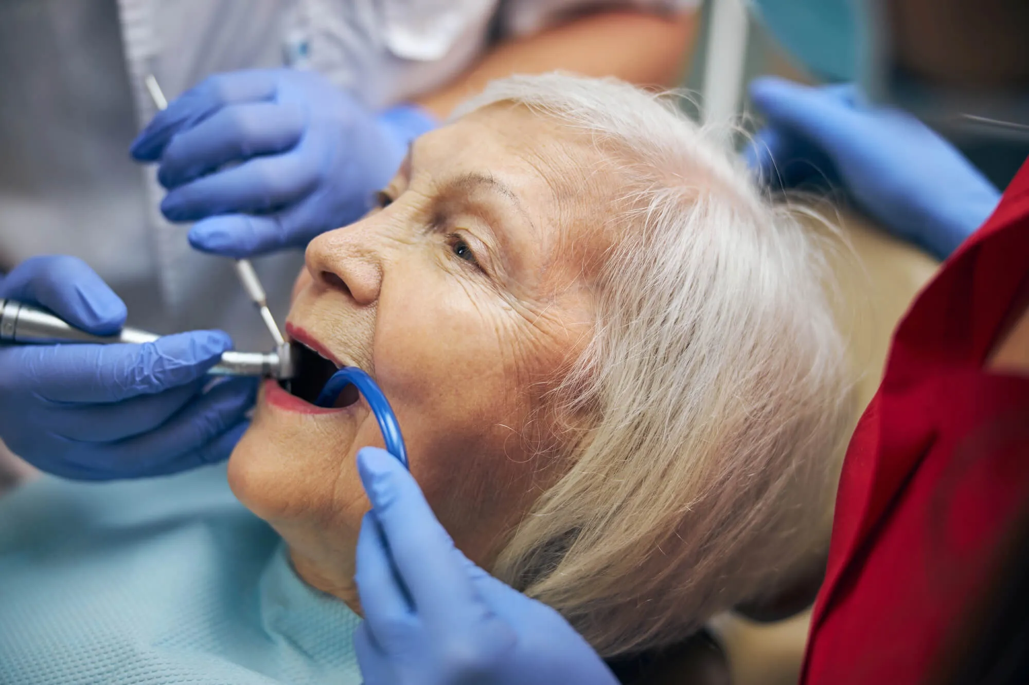 emergency dentist norristown pa checking patient's mouth