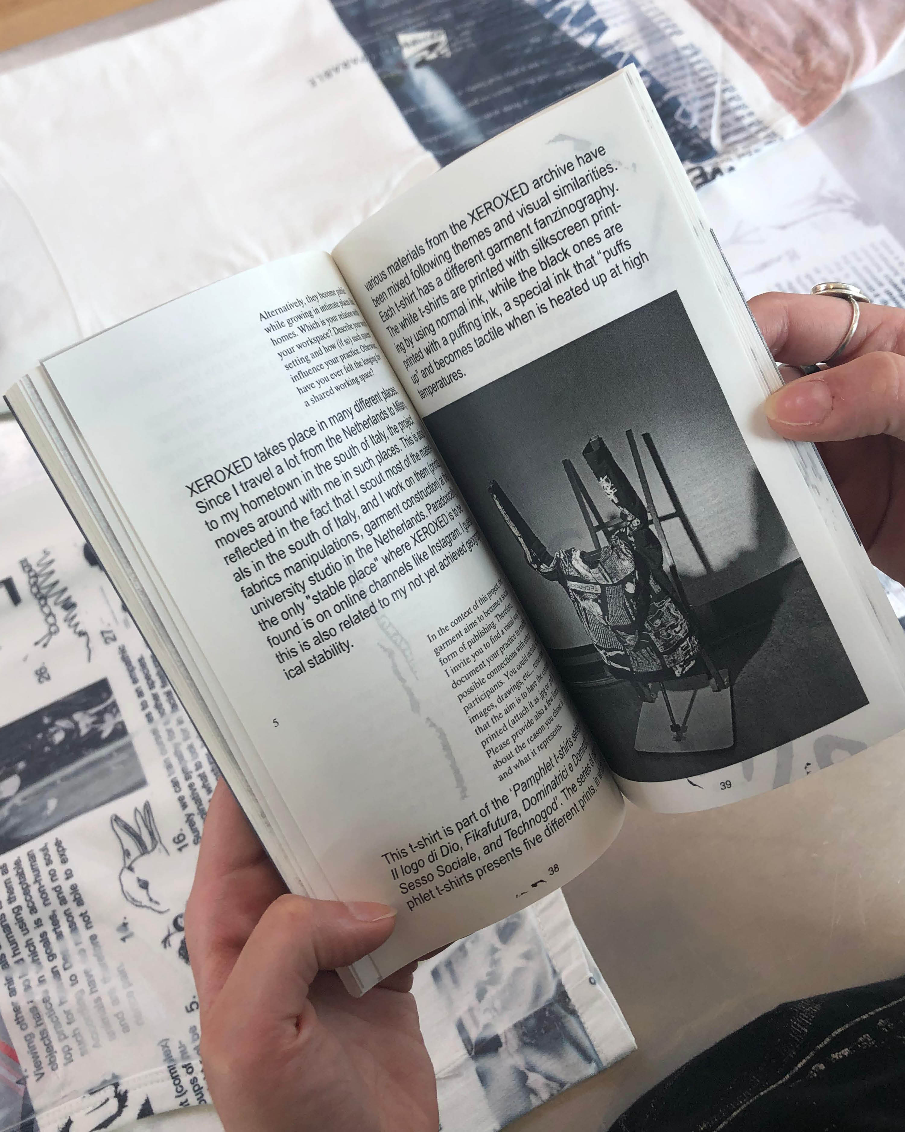 THE CHAIN GARMENT: GARMENTS AS SPACES FOR COEXISTENCE