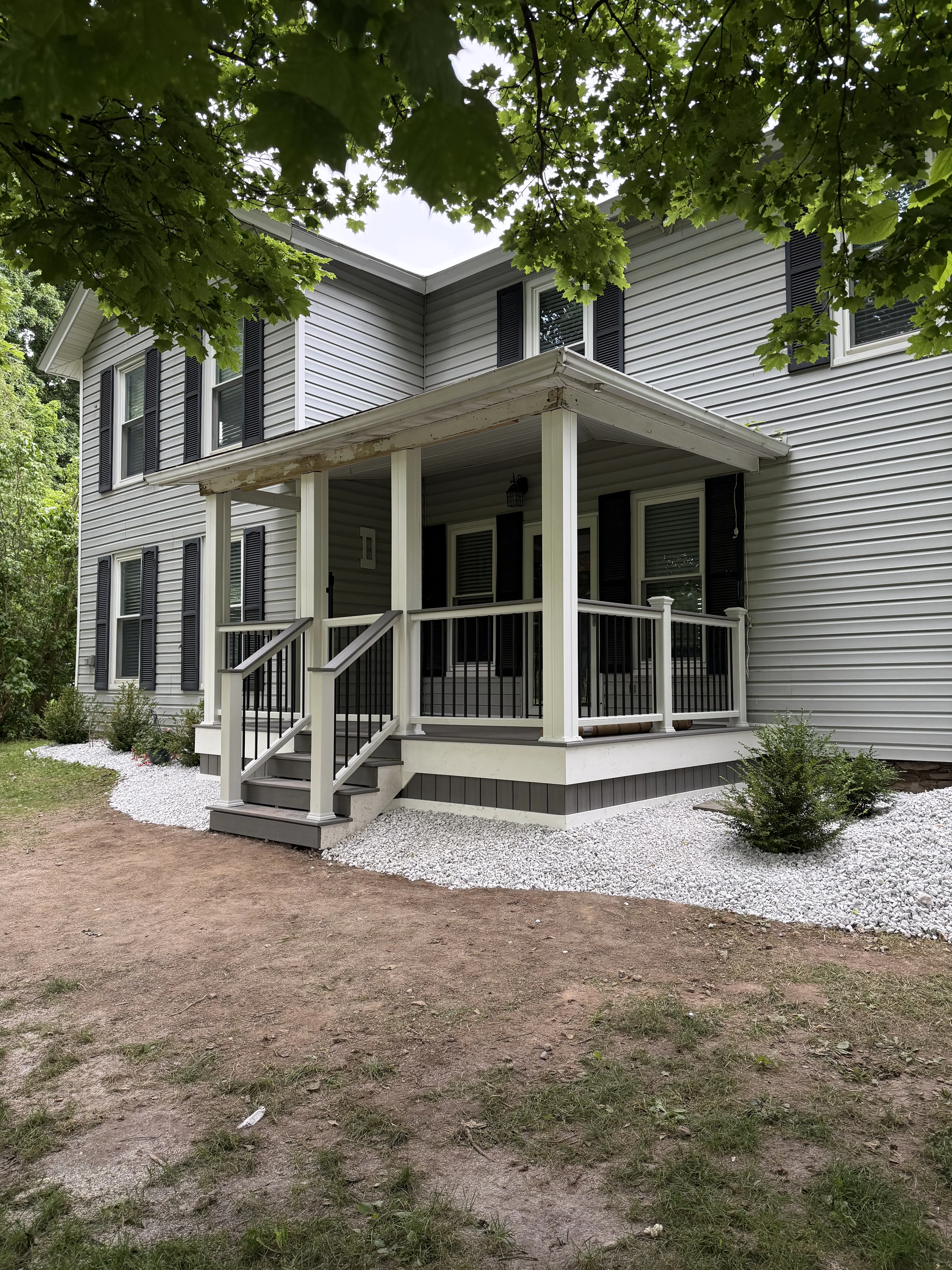 Chittenango, NY Corner Deck Build - Image 03