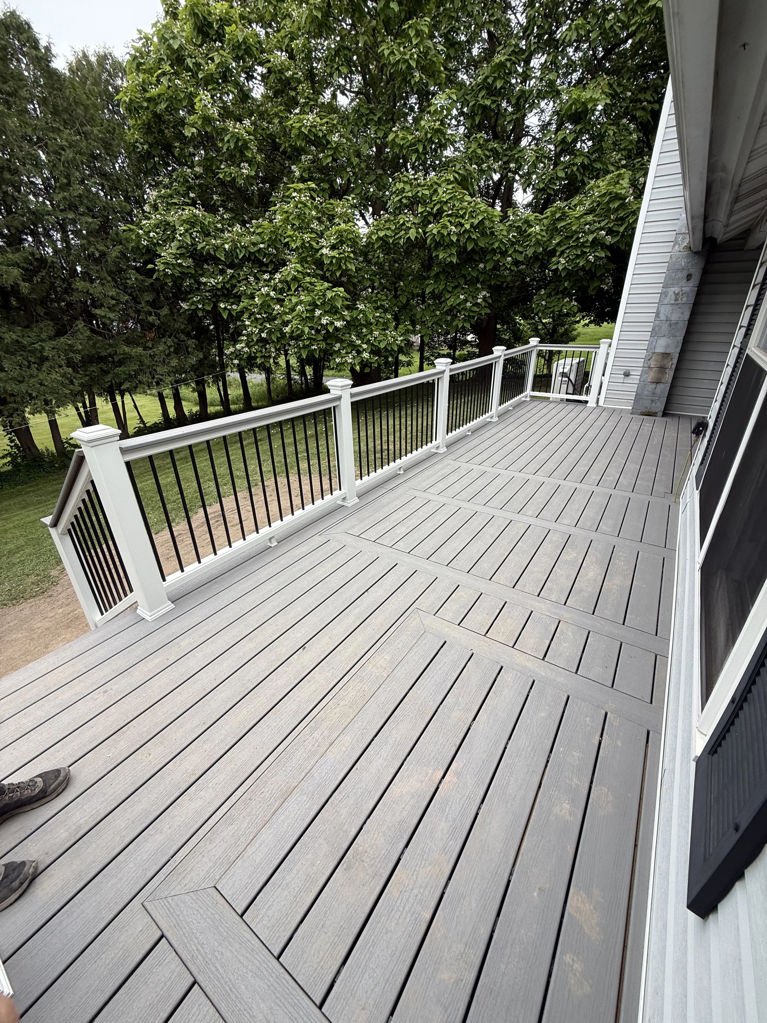 Chittenango, NY Corner Deck Build - Image 15