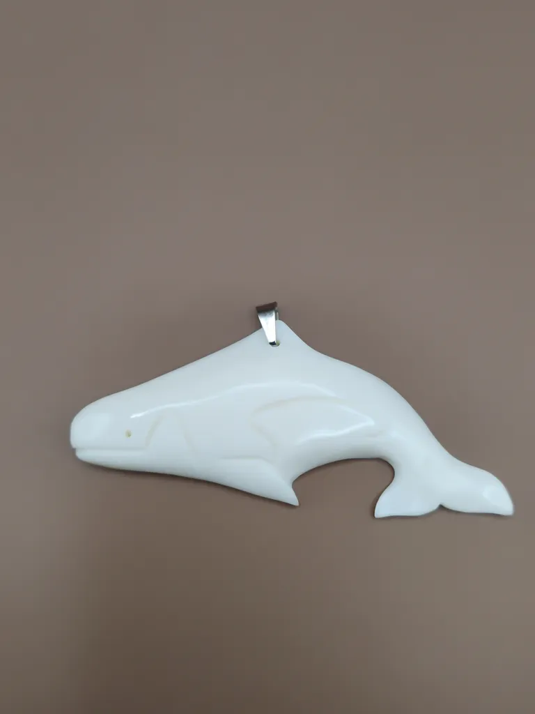 Pendentif en Os -Orque- 
