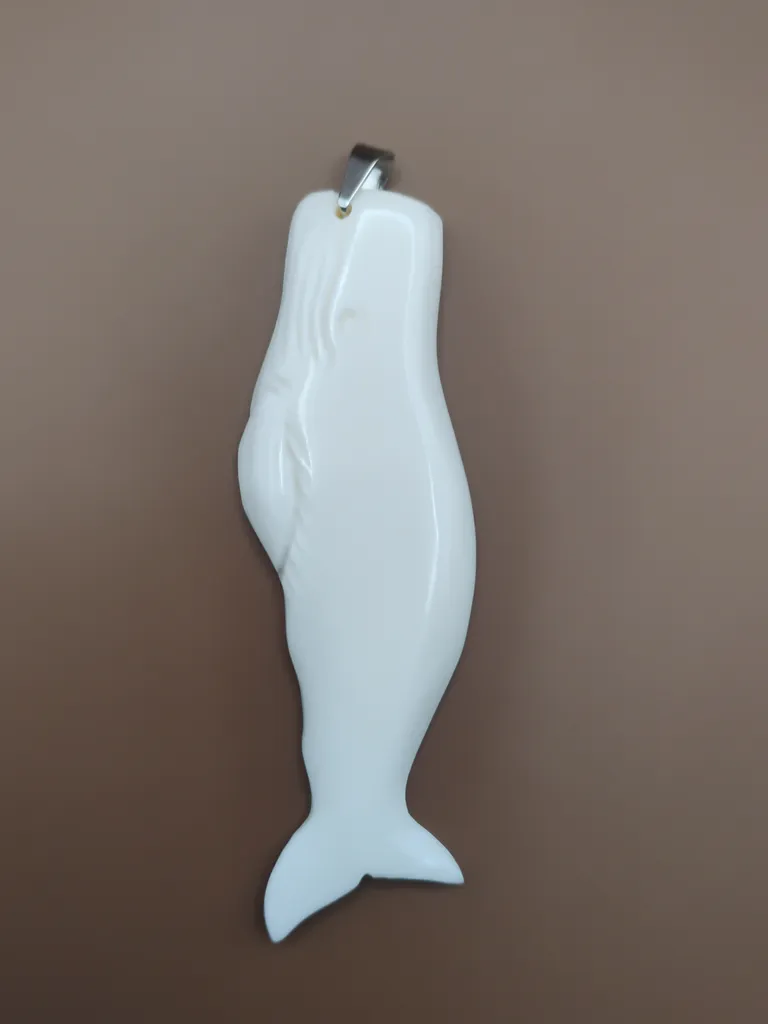 Pendentif en Os -Cachalot-