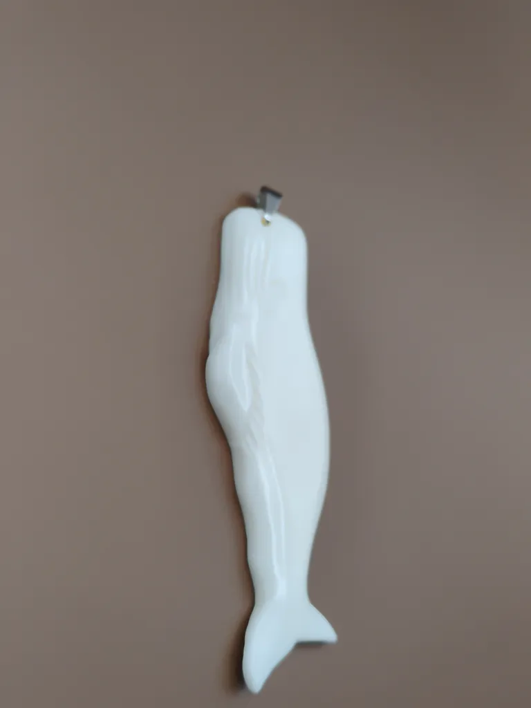 Pendentif os cachalot vue gauche