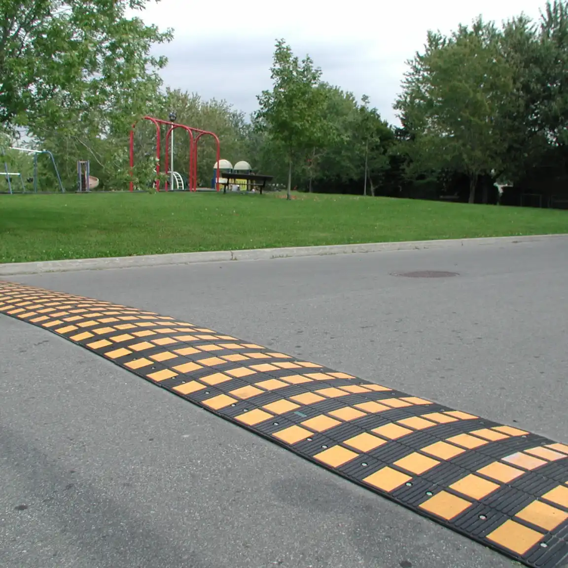 Low rider safety humps