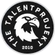 Rundes Logo von The Talent Projekt mit Adlerkopf und Schriftzug in Schwarz-Weiß.