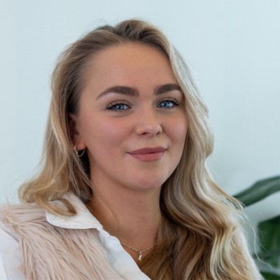 Profielfoto van Abigaél Straver, Marketing Manager bij BLU Hospitality Group