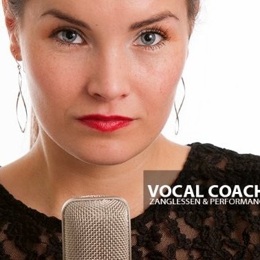 Profielfoto van Lotte van den Broek, eigenaar van Muziekschool LVDB