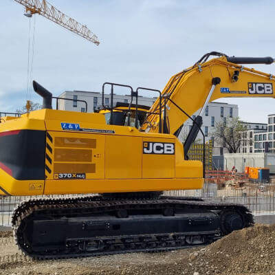 Bagger 2 am arbeiten 