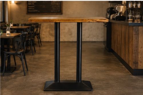 Bistrotisch aus massiver Eiche, handgefertigtes Unikat