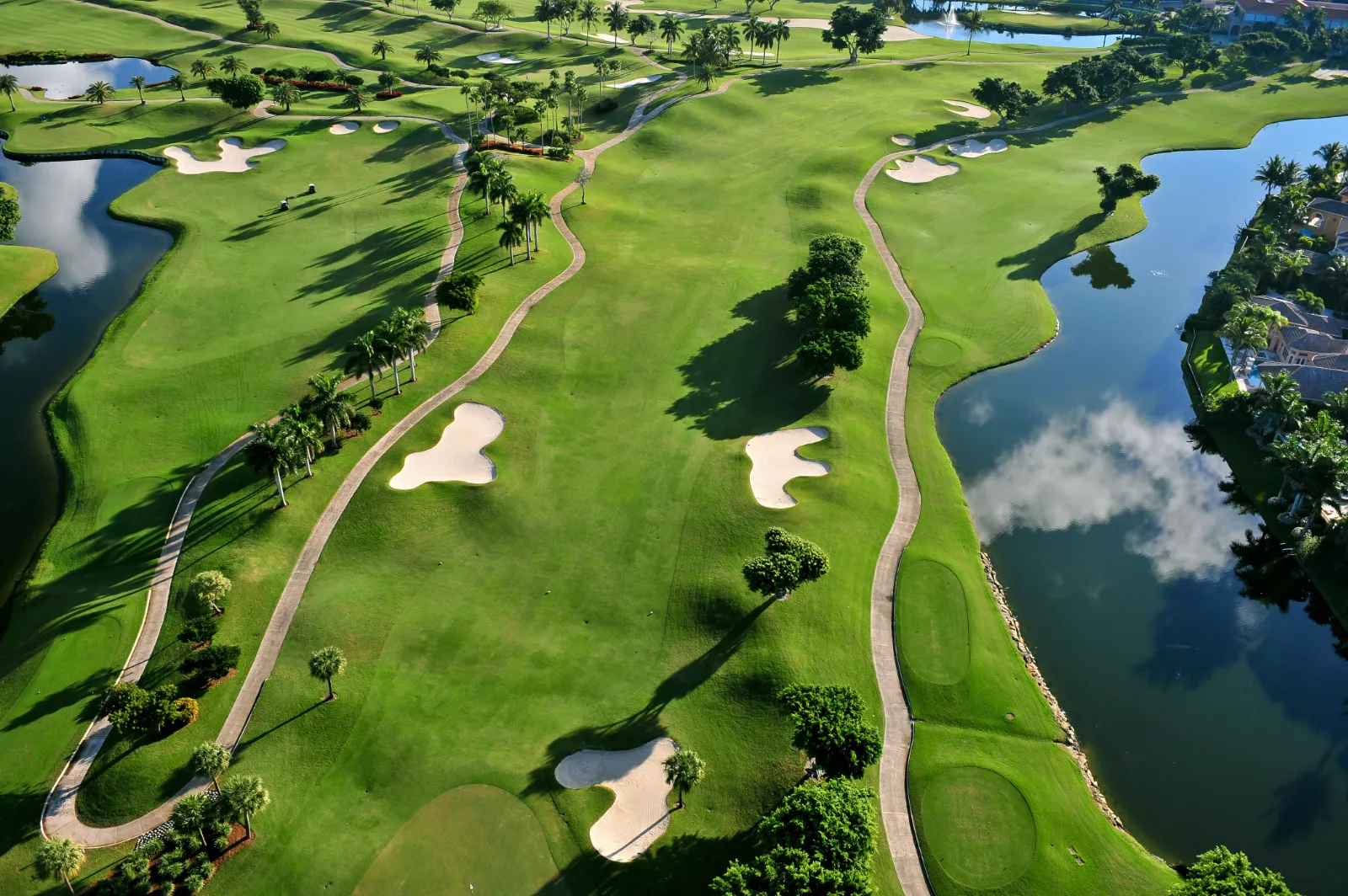 GAIA Residences Hollywood campo de golf