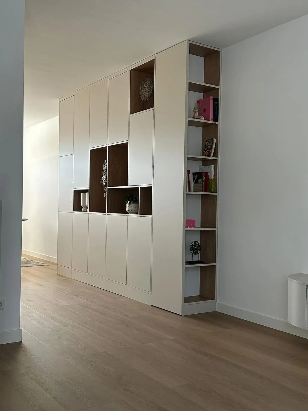 Mooie kast op maat modern design, moderne kast maatwerk door SA Meubels Harderwijk