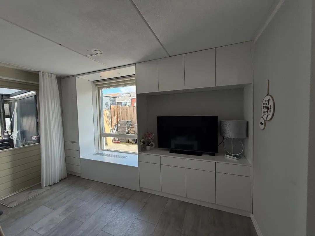 TV-kast op maat met wandkast, televisie meubels op maat door SA Meubels Harderwijk