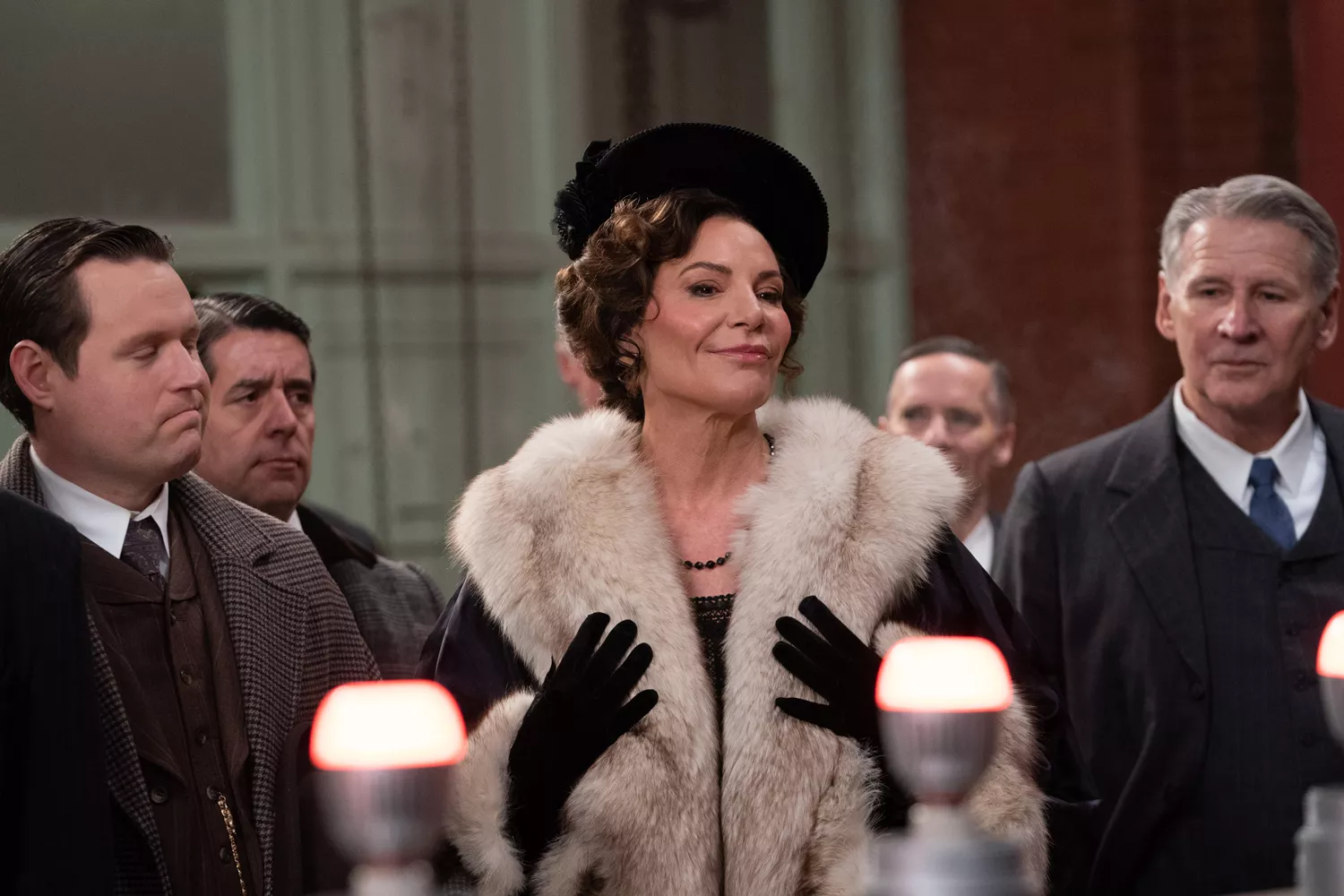 Luann de Lesseps on Murdoch Mysteries