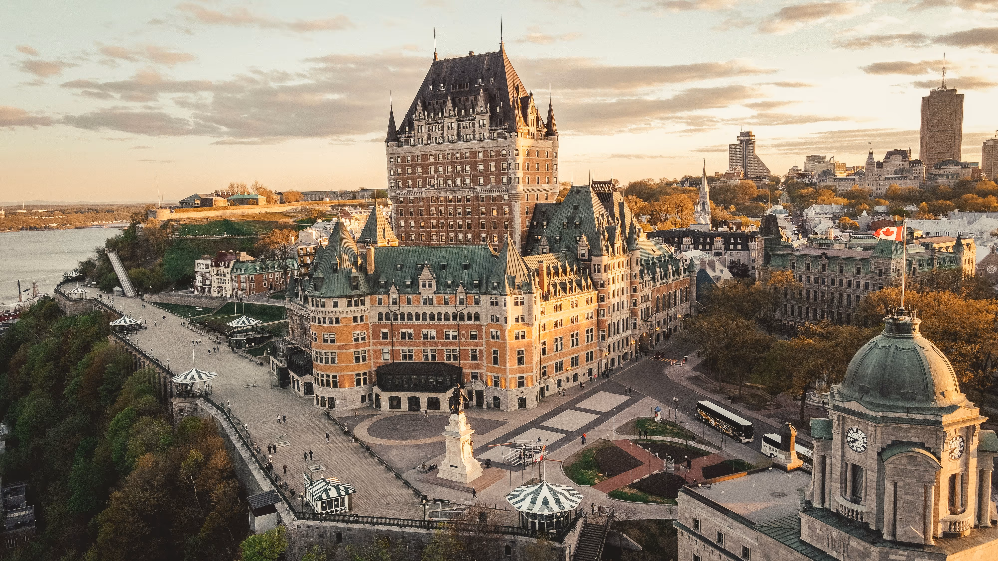 Old Québec & Château Frontenac (Québec City, Québec). Care that respects context.