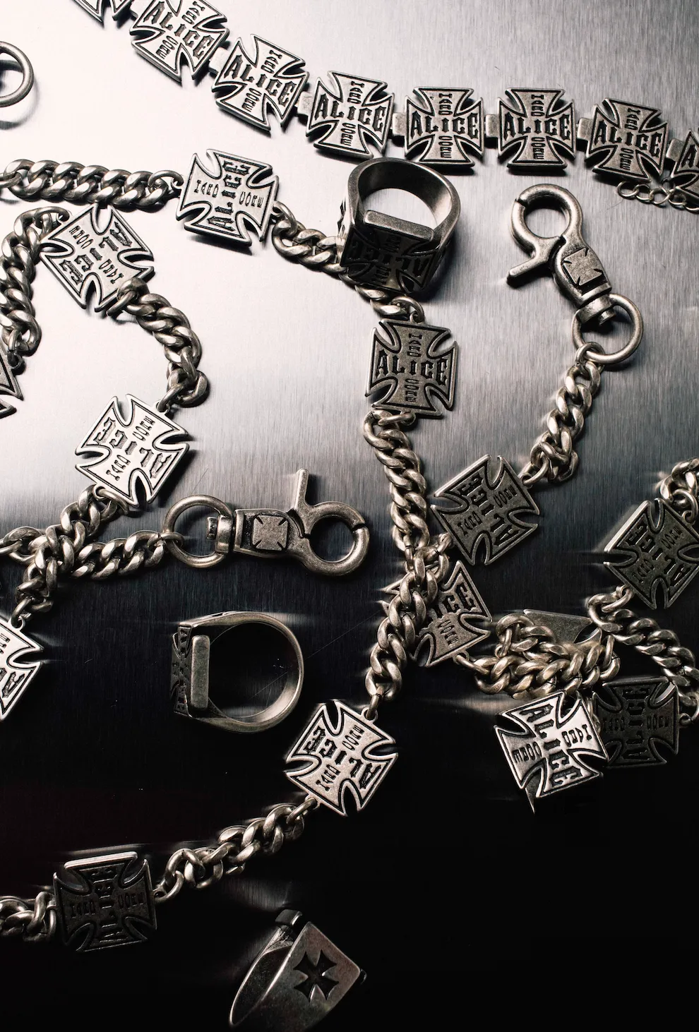 Alice in Hollywood jewelry capsule 