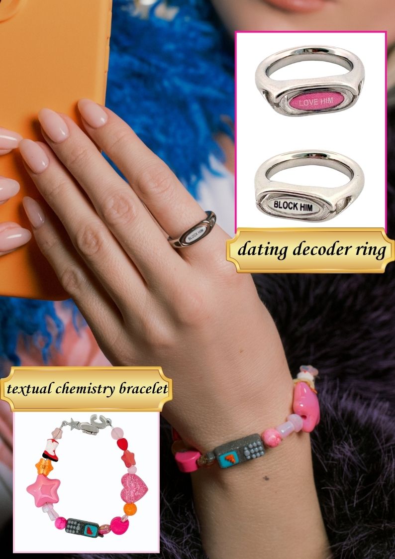 A custom pill ring that can be flipped