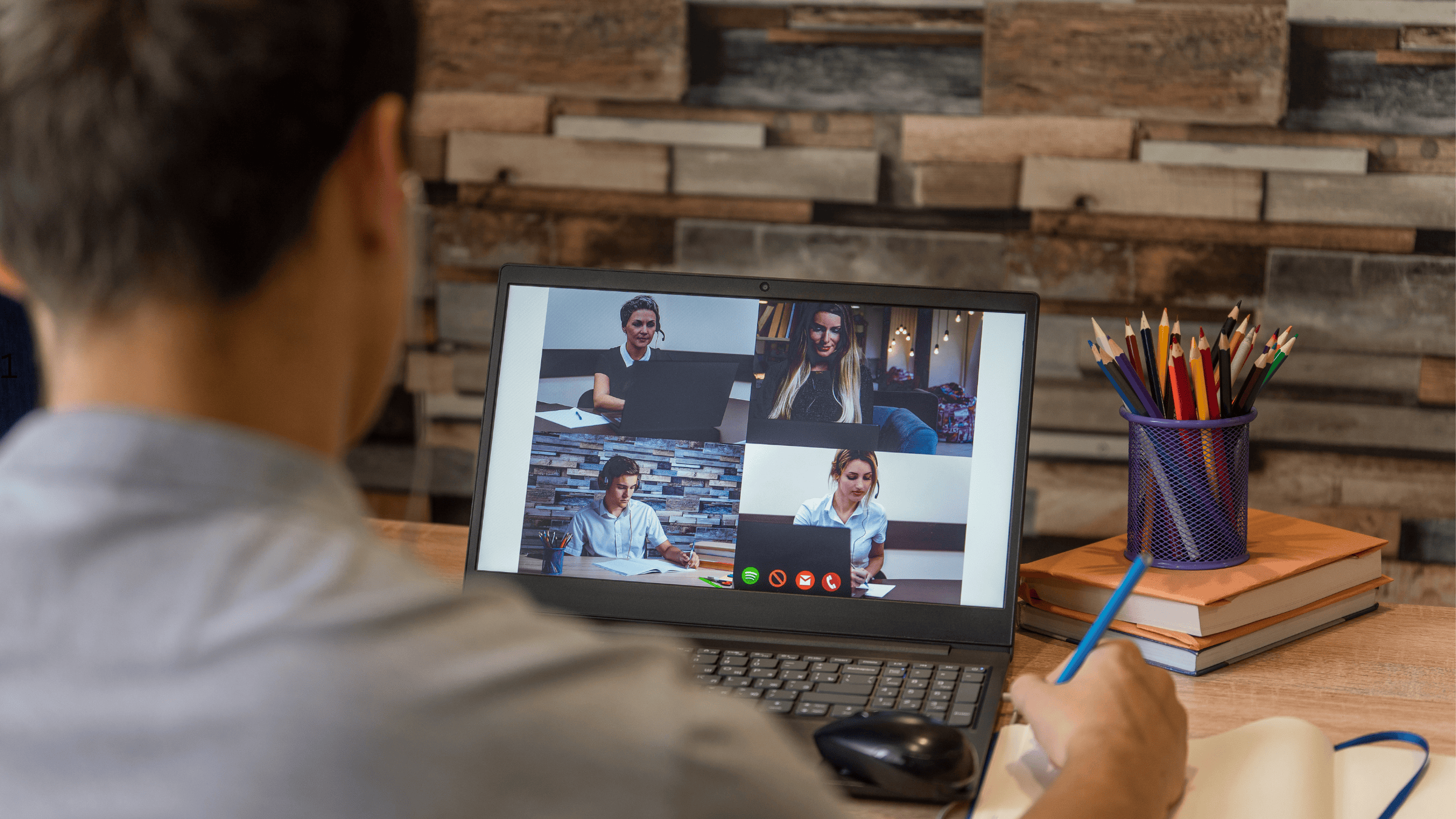 Compare the best real estate transaction coordinator software to manage tasks, documents, and compliance after contract. See how Clozze helps teams streamline workflows and stay organized.