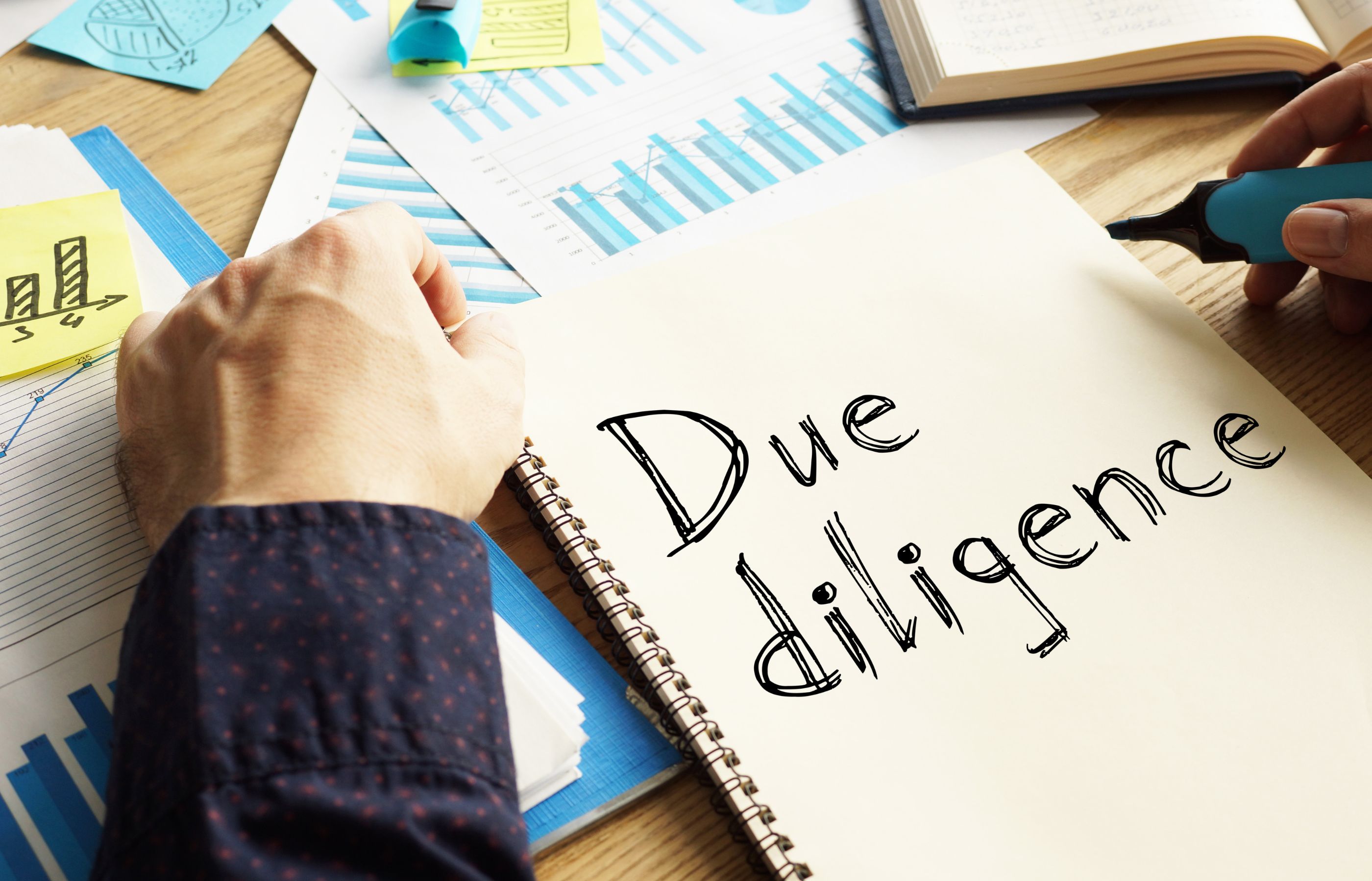 Compare the best real estate transaction coordinator software to manage tasks, documents, and compliance after contract. See how Clozze helps teams streamline workflows and stay organized.