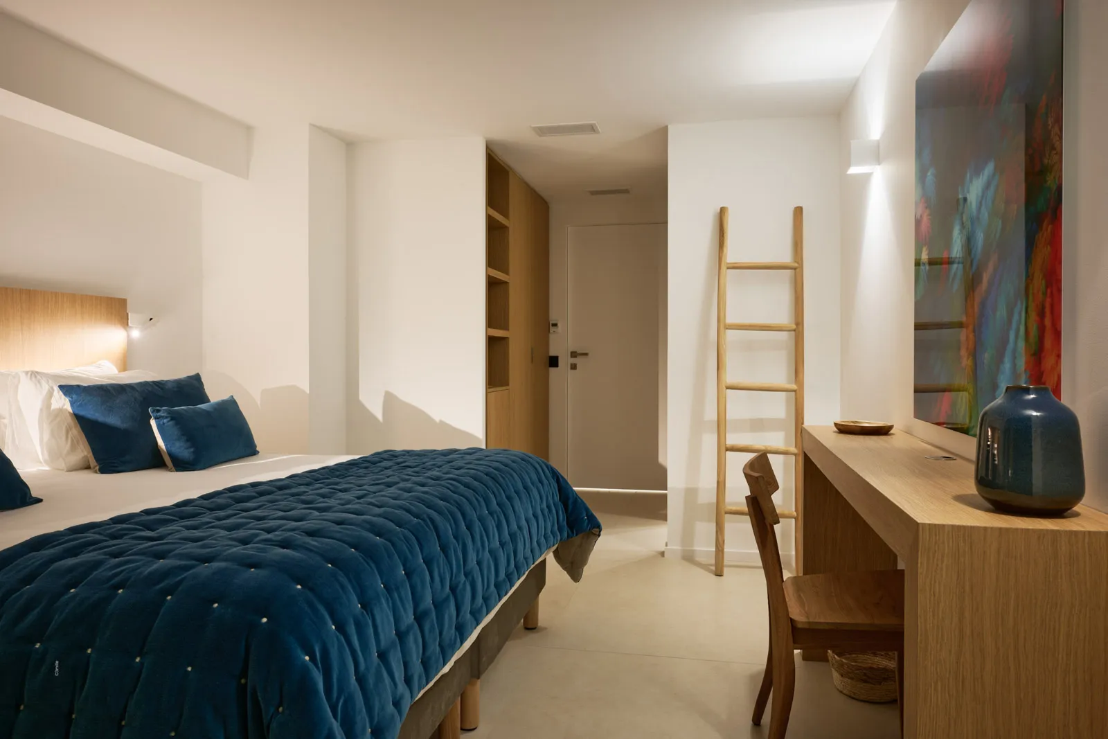 Détail de la chambre n°5, Villa L'Île Verte — literie haut de gamme et ambiance chaleureuse, La Ciotat