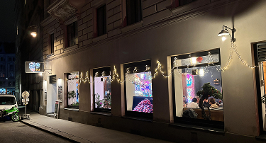 YU Noodle Hotpot Wien Außenbereich