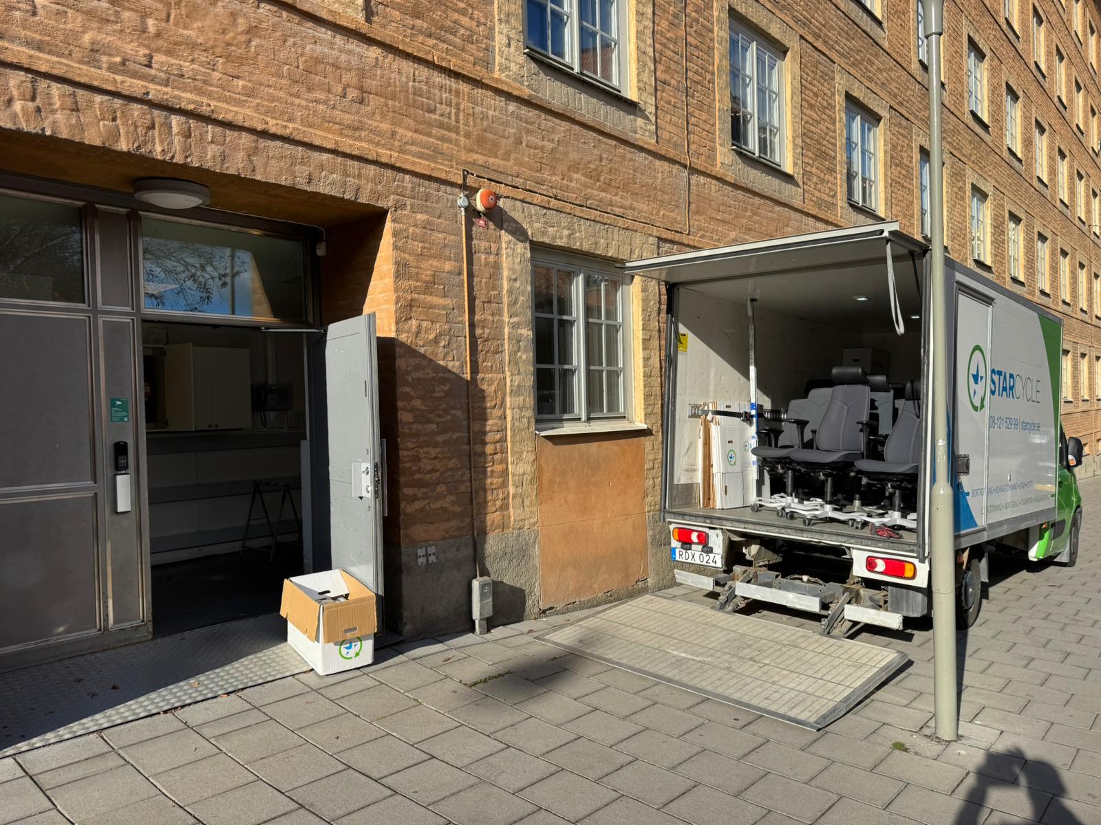 Varje flytt vi hanterar kombineras med lösningar som minskar avfall och ger material ett nytt liv.