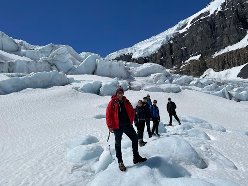 An image of a tour operator using Zaui reservation software