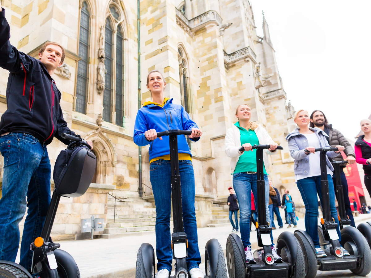 Best tour guides engaging with travellers