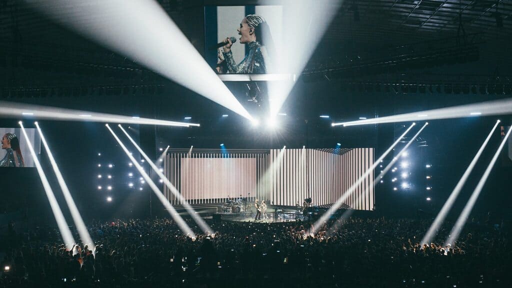 Hardkiss live concert, Zalizna Lastivka