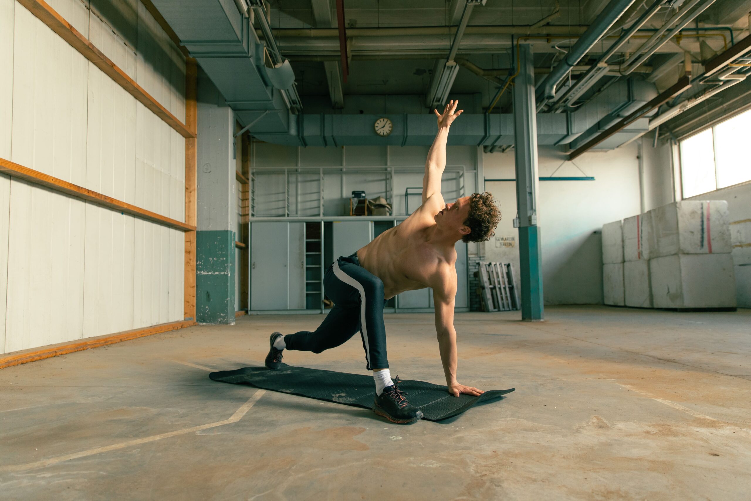 dynamische stretch rekken en strekken